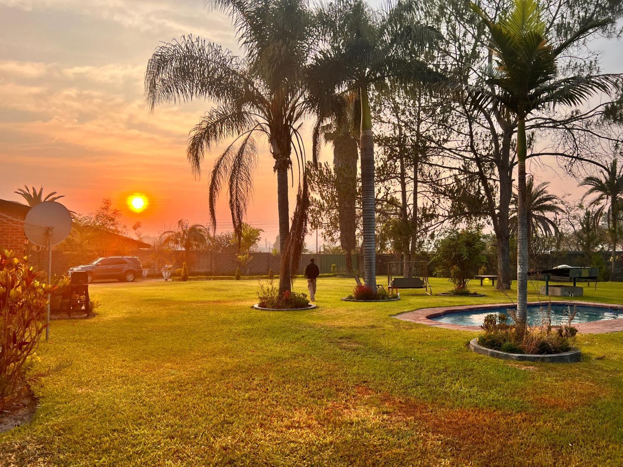 Summerfields & Gardens Lodge Kitwe 外观 照片